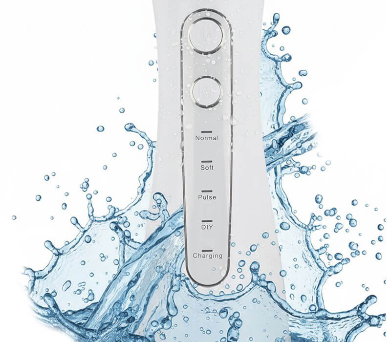 zubná sprcha so 4 prevádzkovými režimami